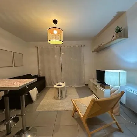 Trendy & Golf Juan By The Sea Appartement